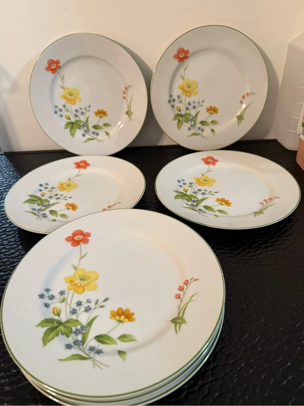 Set Of 7 April Flowers salad Plates CastleCourt. 7.5